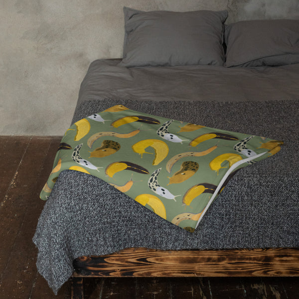 Banana Slug Blanket - Soft Fleecy Throw Blanket (FREE SHIPPING)